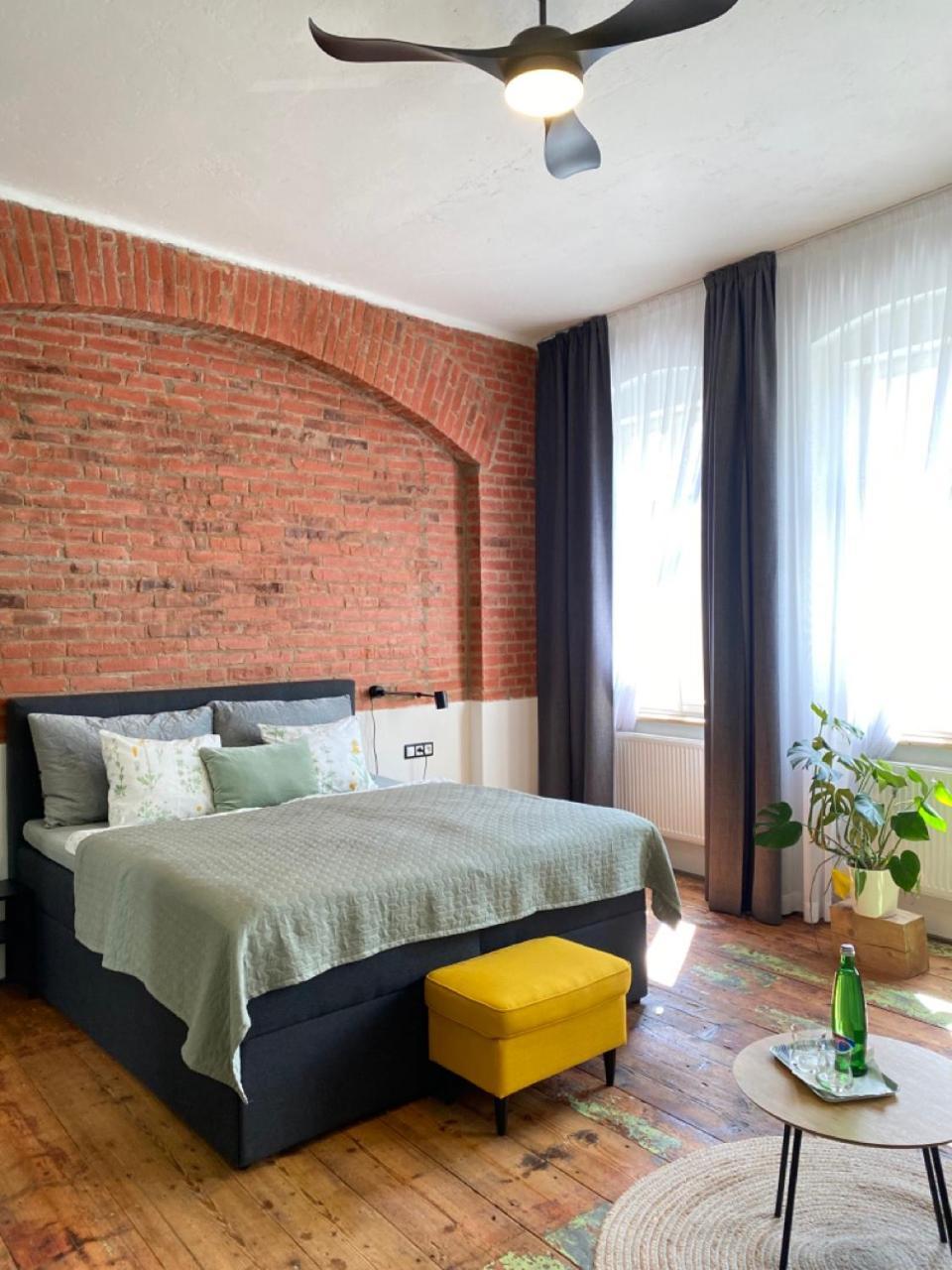 Four Rooms Carlsbad Authentic Карловы Вары Экстерьер фото