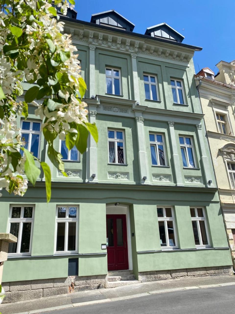 Four Rooms Carlsbad Authentic Карловы Вары Экстерьер фото